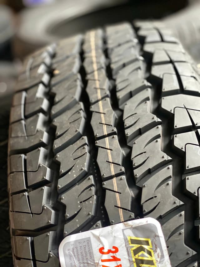 lop-o-to-kenda-33x1250r15lt-108s-kr28